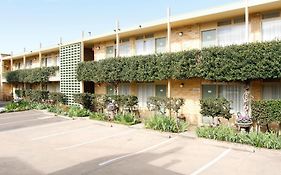 Mid City Motor Inn Queanbeyan 3*